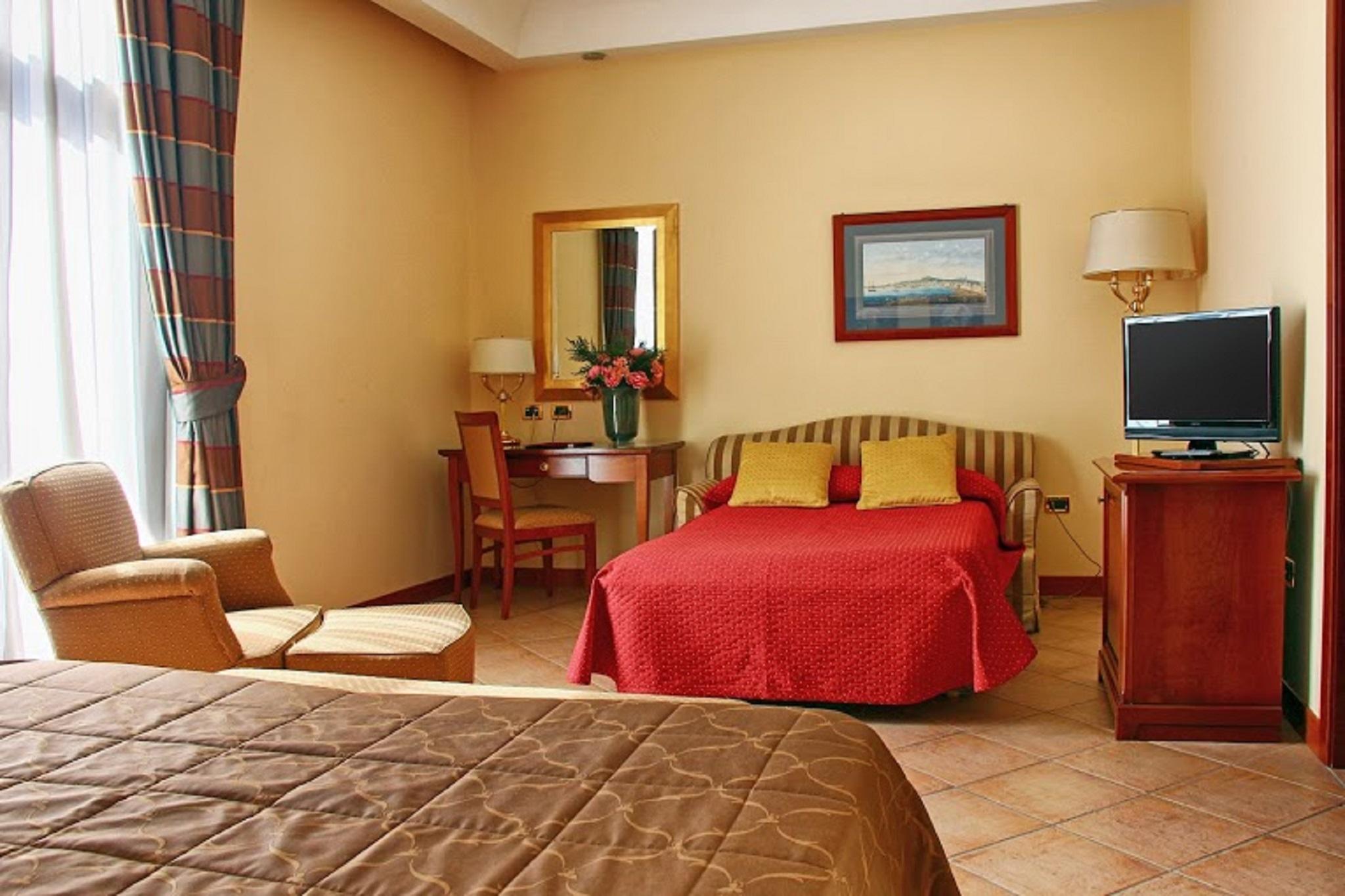 Le Cheminee Business Hotel 4*