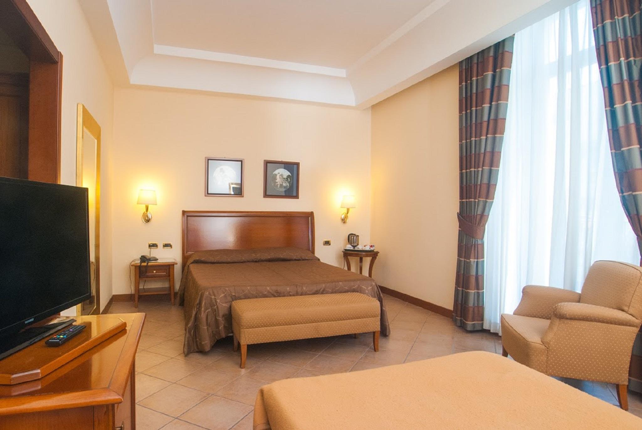 Hotel Le Cheminee Business