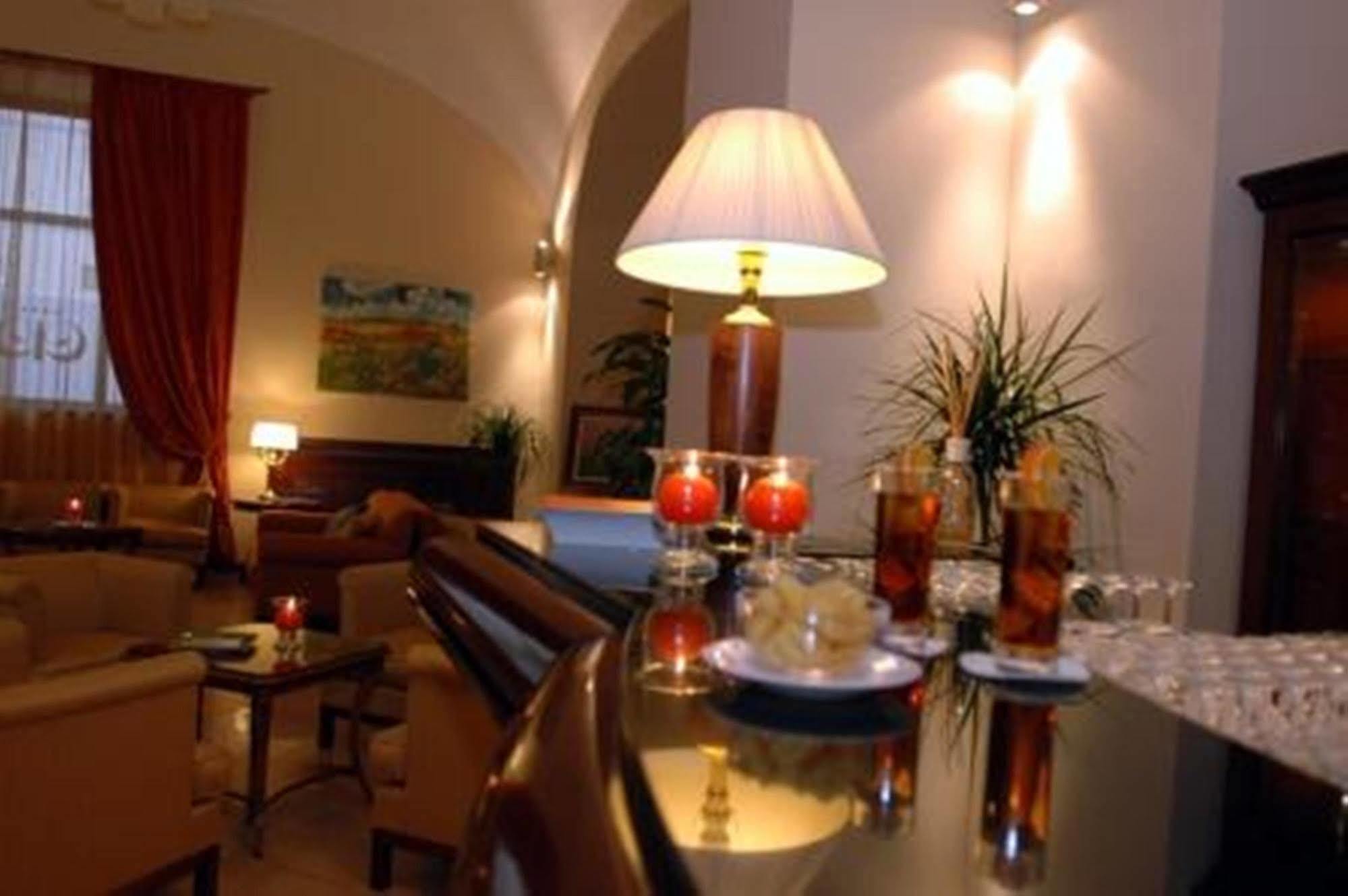 Hotel Le Cheminée Business 4*
